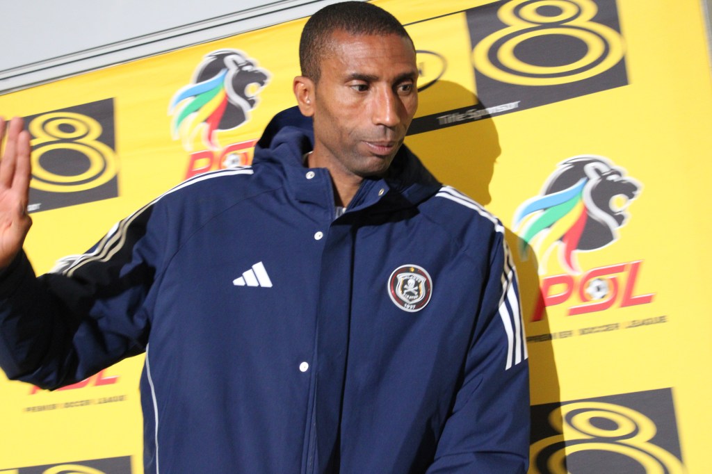 Andries Sebola tips Pirates to end Sundowns stranglehold on&nbsp;league