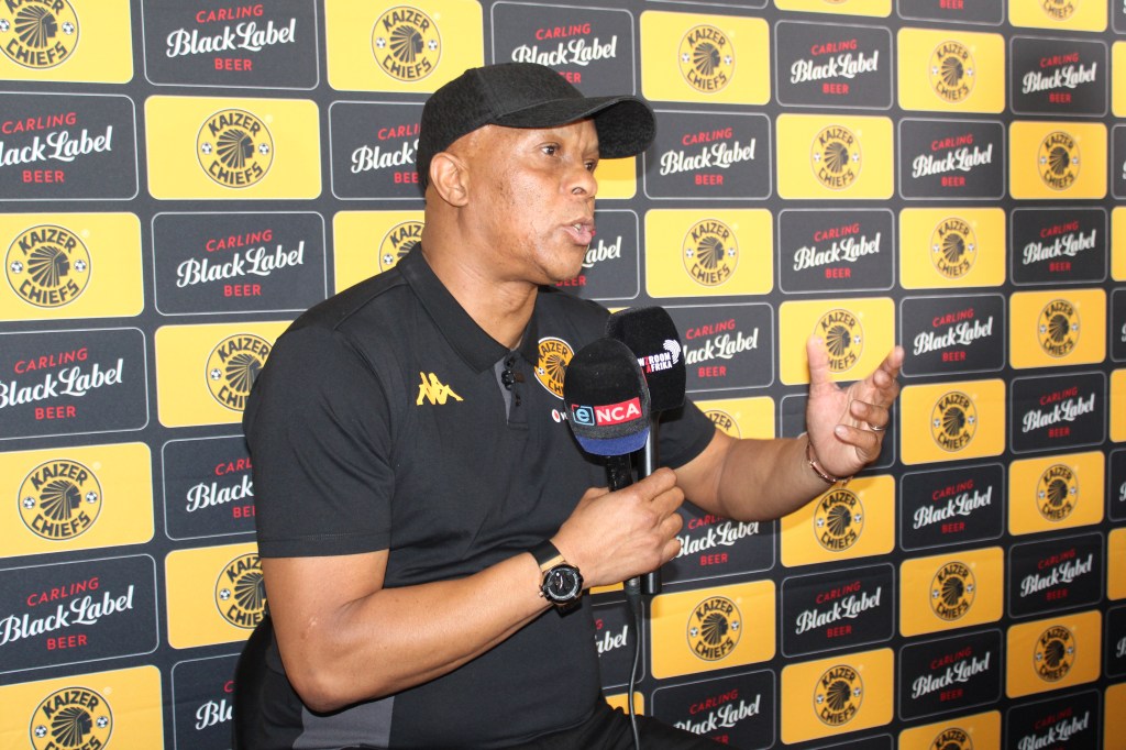 Bobby Motaung crosses fingers for Kaizer Chiefs to win Caf Confed Cup&nbsp;again